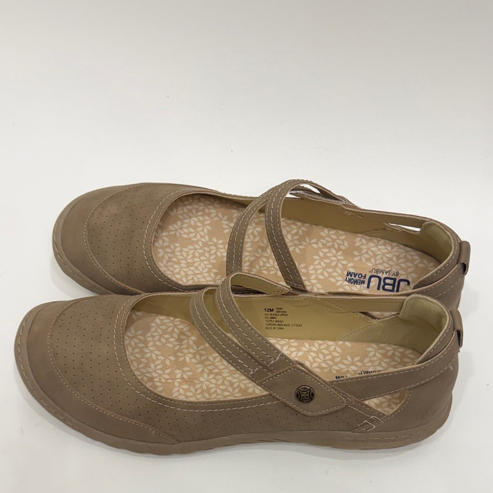 JBU Women’s Fawn Mary Jane Flat in Taupe size 12M
